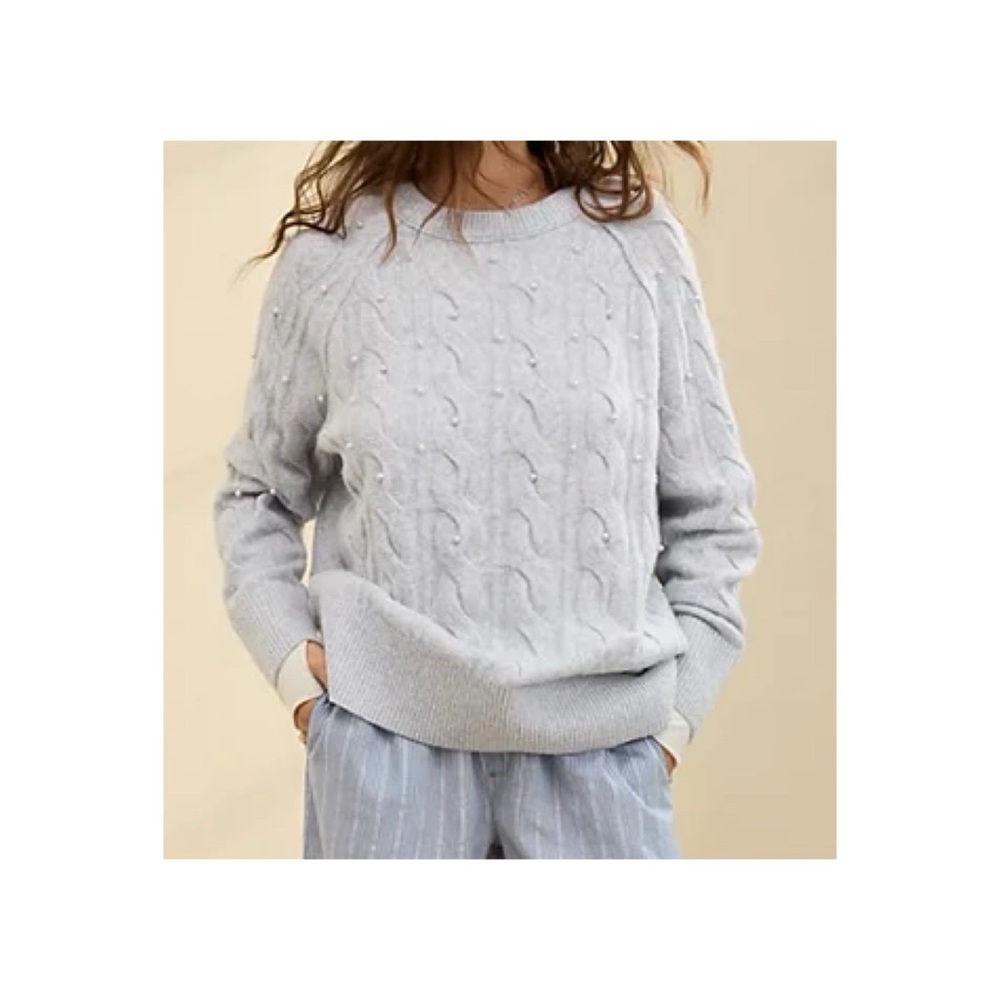 NWT Aerie Gray Unreal Cable Crew Sweater with Pearls - Picture 2 of 9